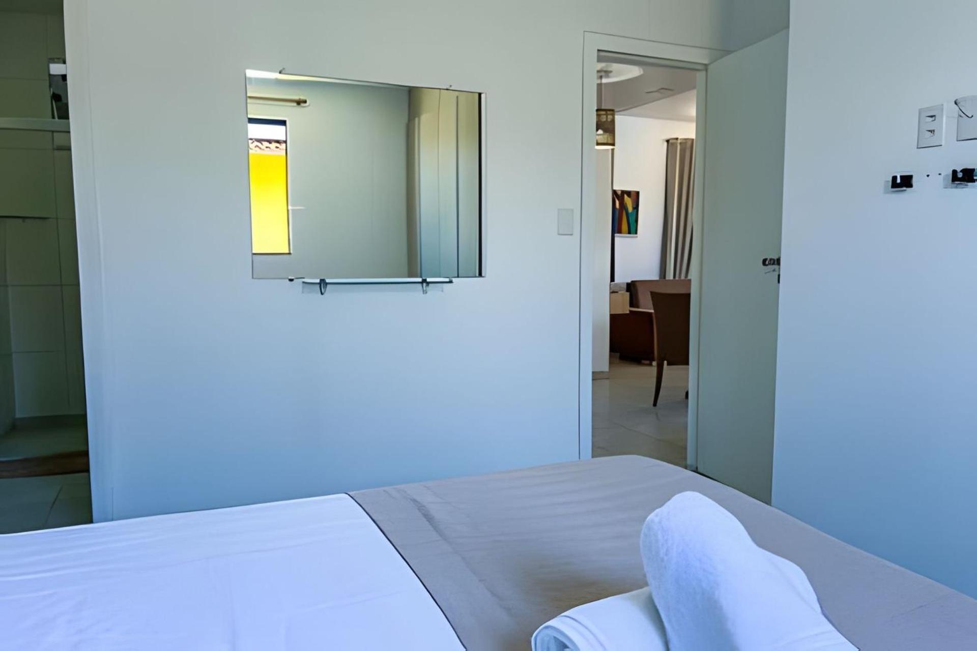 Em Frente A Praia; 2 Quartos; Wifi 300 Mbs; Ate 6 Pessoas; No 2 Pavimento; Estacionamento Gratuito 1 Carro Casa de férias Porto Seguro
