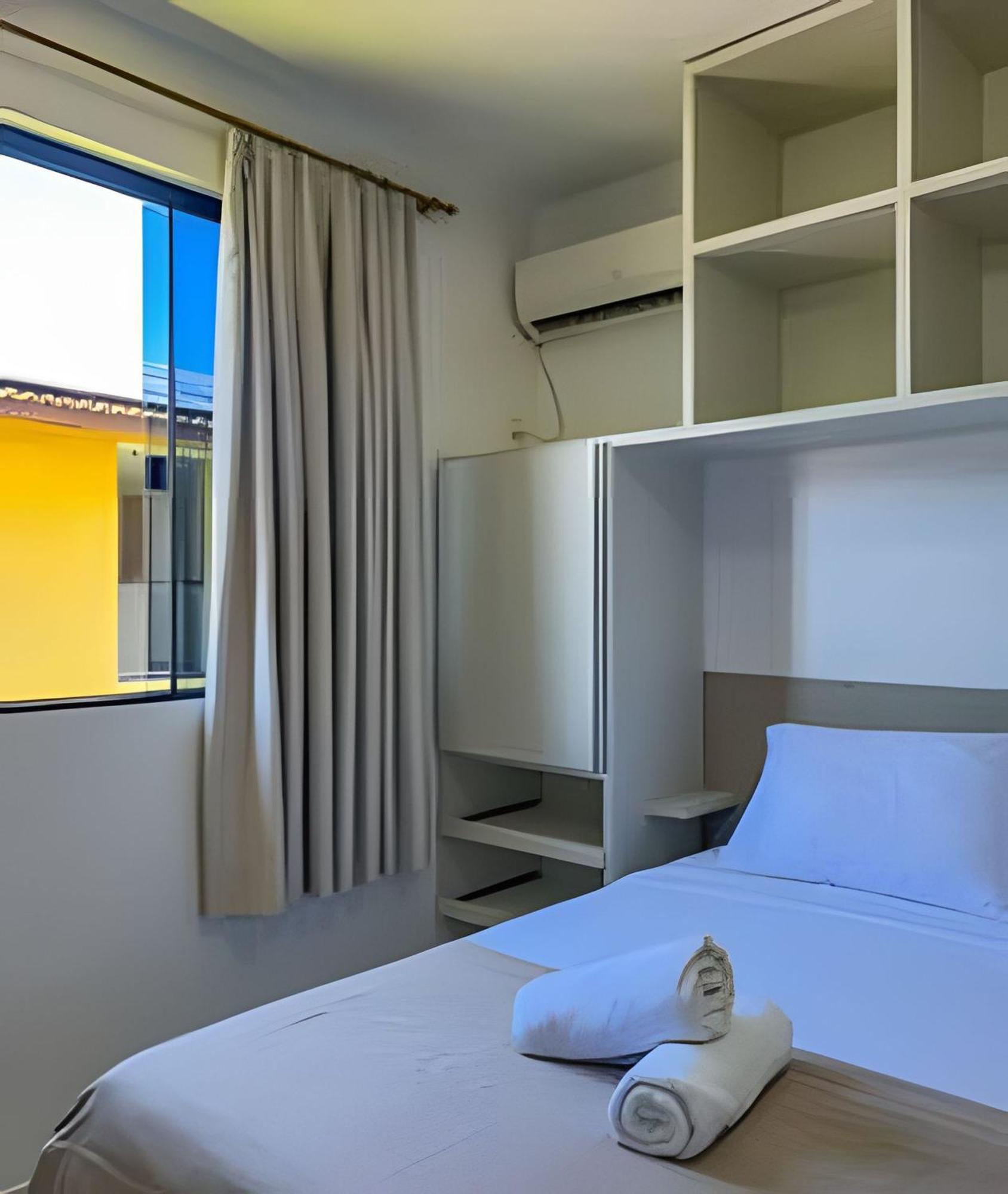 Em Frente A Praia; 2 Quartos; Wifi 300 Mbs; Ate 6 Pessoas; No 2 Pavimento; Estacionamento Gratuito 1 Carro * Porto Seguro